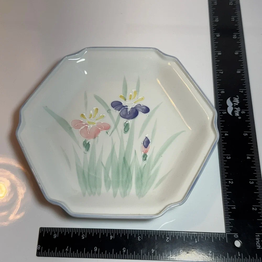 Octagon Shaped Ceramic Plate Iris Flower Design Pastel Colors‎ Blue Rim